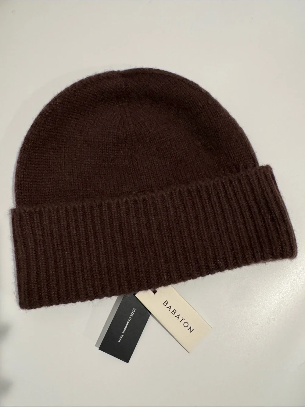 NWT Aritzia / Babaton cash cuff Cashmere Beanie in brown